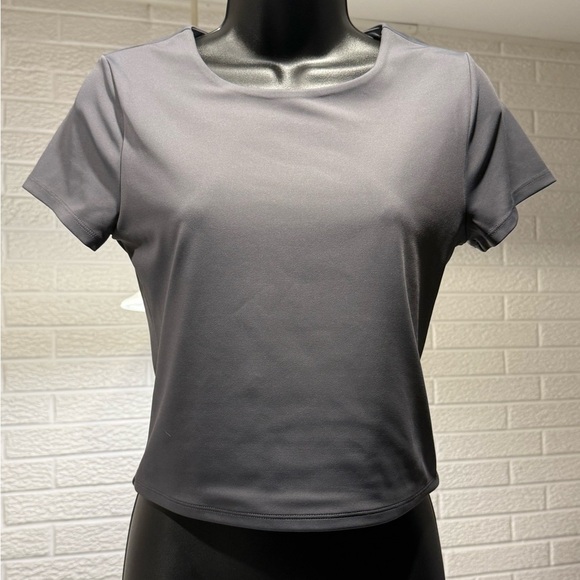 Express Gray Fitted Crop Short Sleeve T-Shirt - Picture 1 of 3